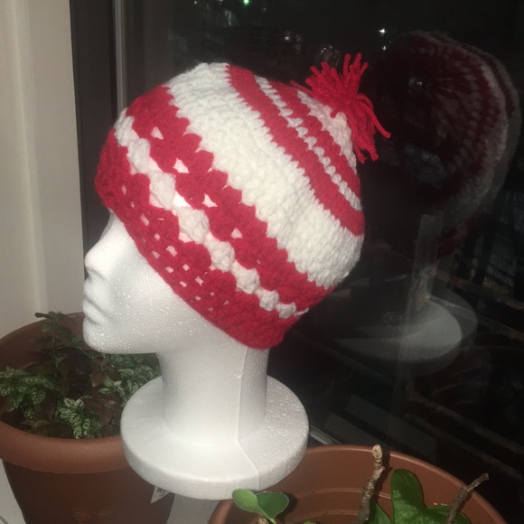 Hat - Picture 1 of 2